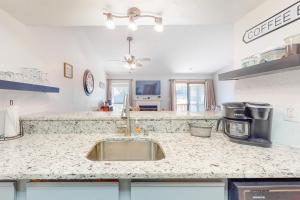 Turnberry Condo at Pointe Royale