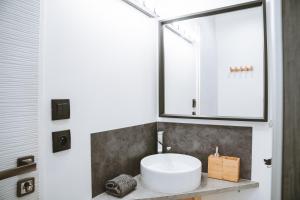 Séjour pro & Famille - Gîtes meublés Wood Sky - WIFI Parking privé Terrasses & Jardin