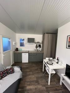 Appartements La Bordelaise - Logement cosy avec jardin a Begles : photos des chambres