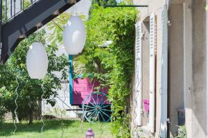 Roulotte Insolite avec terrasse proche Paris