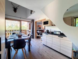 Chalet rénové 6 pers, terrasse, proche téléski, WIFI - FR-1-344-1137