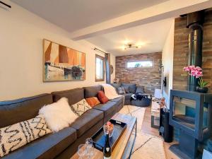 Chalet rénové 6 pers, terrasse, proche téléski, WIFI - FR-1-344-1137