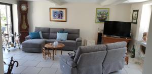 Le(s) Nichoir(s) Pusignieu