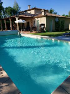 Maisons de vacances Fayence Villa with private pool : photos des chambres