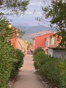 Maisons de vacances Fayence Villa with private pool : photos des chambres