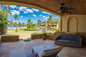 Palms 5 Luxury Beachfront Villa