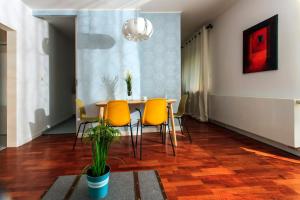 Comfy Apartment Dobra 54