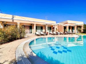 Villa Bougarini with private pool by DadoVillas