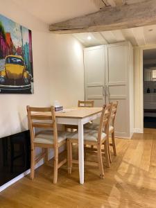 Appartements Le Ptit Cosy Versaillais 42sqm apartment - : photos des chambres