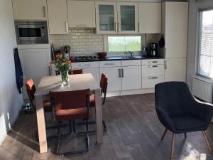 Chalet in Wiringherlant near the Coast