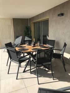 Blue Pearl A008 By Avecoeur