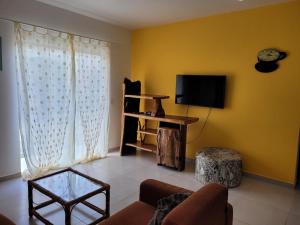 Apartamento chique 2 quartos perto da praia Taperapuà