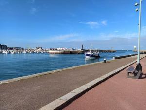 Appartements Abri Cotier-3 etoiles-vue imprenable sur port de plaisance : photos des chambres