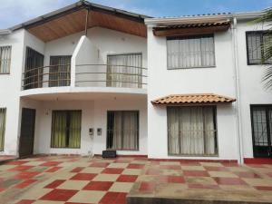 Acogedora Casa Flandes