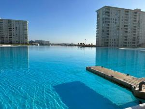 Hermoso departamento en Laguna Bahía - Algarrobo