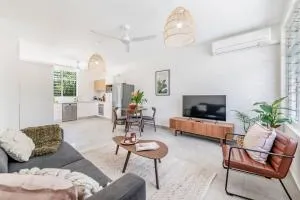 'Botanica Bonita' A Stylish Nightcliff Hideaway - 卡苏阿利纳
