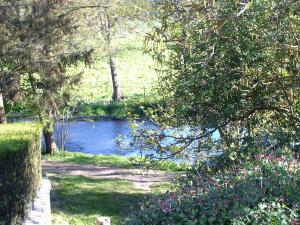 Maison Indépendante 5 Chambres avec Jardin - Animaux Bienvenus - FR-1-581-75