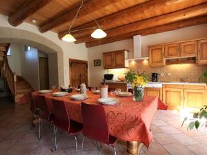 Maisons de vacances Gite Le Monastier-sur-Gazeille, 5 pieces, 10 personnes - FR-1-582-271 : photos des chambres