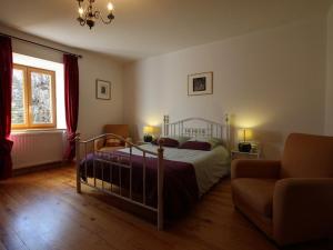 Maisons de vacances Gite Le Monastier-sur-Gazeille, 5 pieces, 10 personnes - FR-1-582-271 : photos des chambres