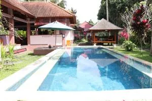 Our Bali Homestay - 罗威那