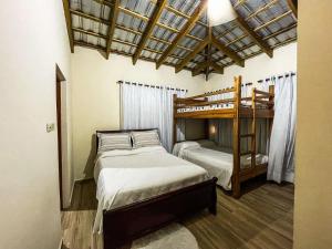 Villa Rosalía Jarabacoa con Piscina Climatizada