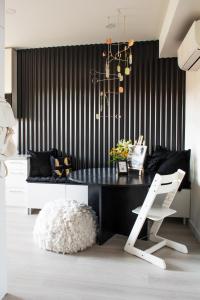 Light Room by Zoom Apartments