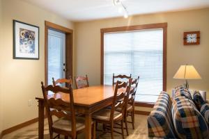 3219 - Three Bedroom Standard Powderhorn Lodge condo