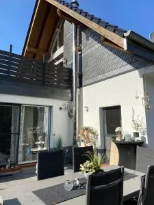 Whg 21 Ferienhaus mit Garten und Terrasse 130 qm - Erbschlö