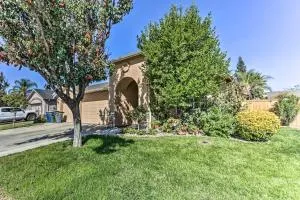 Peaceful Fresno Home, Near Popular Wineries! - Kerman