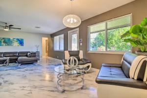 Wilton Manors Home with Pool about 4 Mi to Beach!