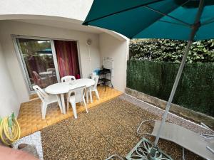 Appartements Studio climatise avec jardin et plage a 250m : photos des chambres