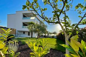Two-Bedroom Apartment room in Apartments Rova Lux