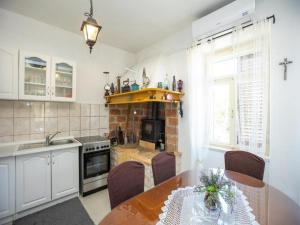 Apartment Brunac