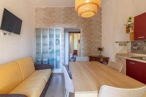 Saija Apartment con piscina