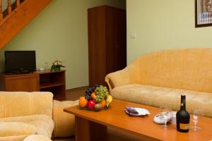 Семеен хотел Кристал