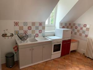 Appartements maison delalonde Autun centre charmant meuble 5 places : photos des chambres