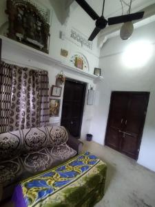 Shree Savitri Palace