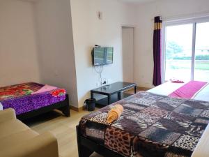 Forest Gate family only