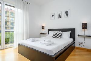 garibaldi sempione sarpi 10 min - big apartment 85m - self-check-in 5th floor