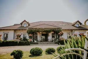 Gościniec Winnica - 奥博尔尼基