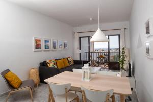 Casa Atlantida-quiet House with balcony and fast wifi