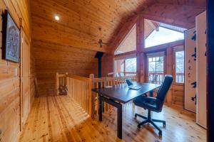 Suite Villa Yamanakako Finland Log