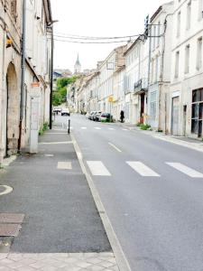 Appartements Charmant Studio proche centre avec balcon+parking : photos des chambres