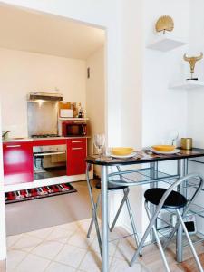 Appartements Charmant Studio proche centre avec balcon+parking : photos des chambres