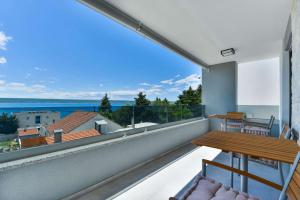 Modern Villa Futura with pool