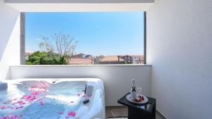 Rooftop heated pool Villa Jelena