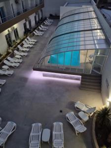 Casa De Playa Dpto Con Pileta Climatizada A 50 M Del Mar