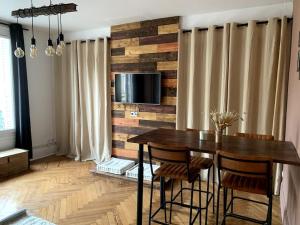 Appartements Charmant et Atypique T3 proche centre ville : photos des chambres