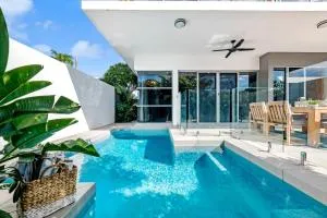 Poolside Gunya Luxury Living in Fannie Bay - Fannie Bay