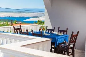 Apartments Loncar - Drivenik